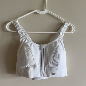 SHEFIT ULTIMATE SPORTS BRA